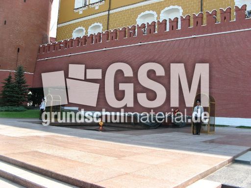 367 Ehrenmal des unbekannten Soldaten.JPG